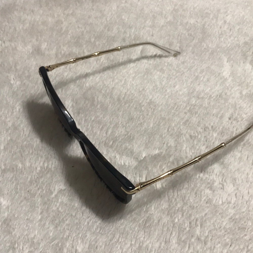 Brand new Gucci sunglasses - Picture 2 of 8